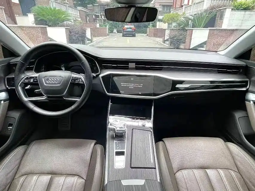 Audi A7L — миниатюра 4