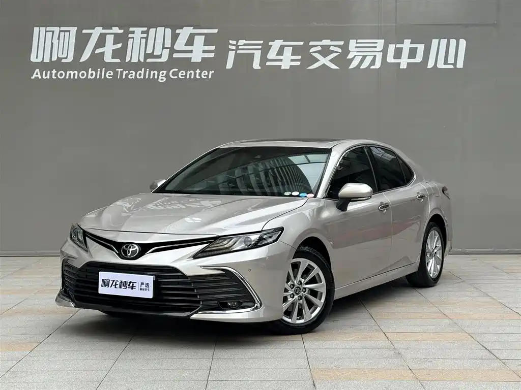 Toyota Camry 2021