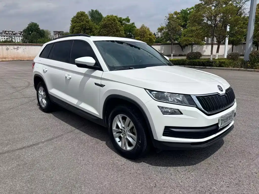 Skoda Kodiaq 2018 TSI330 5 мест Standard