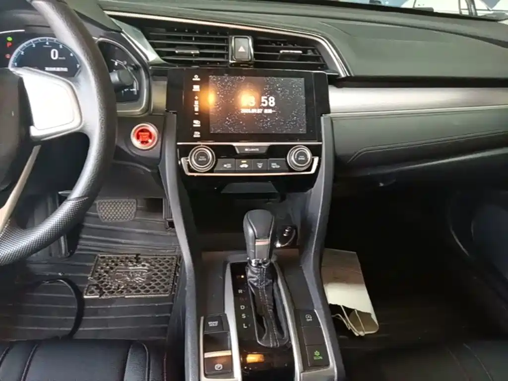Honda Civic — миниатюра 13