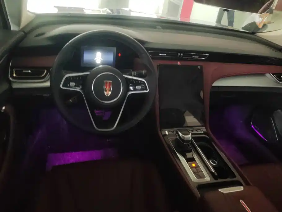 Hongqi Hongqi H5 — миниатюра 12