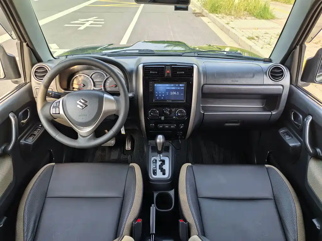 Suzuki Jimny — миниатюра 5