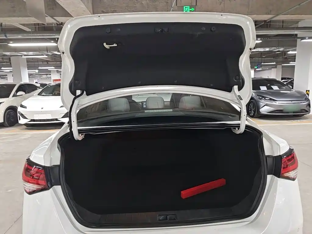 Nissan Sylphy — миниатюра 19