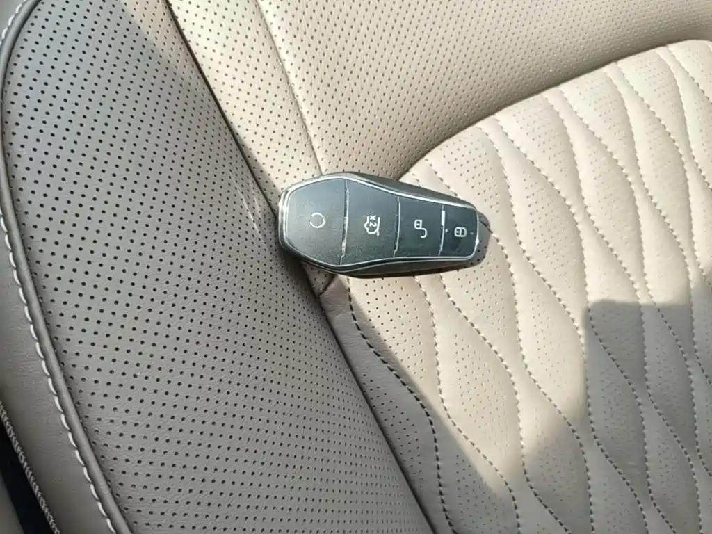 BYD Han — миниатюра 9