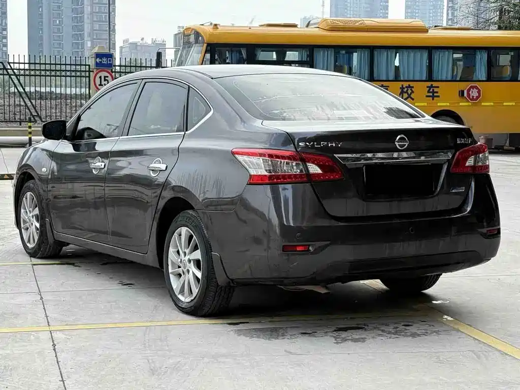Nissan Sylphy — миниатюра 9