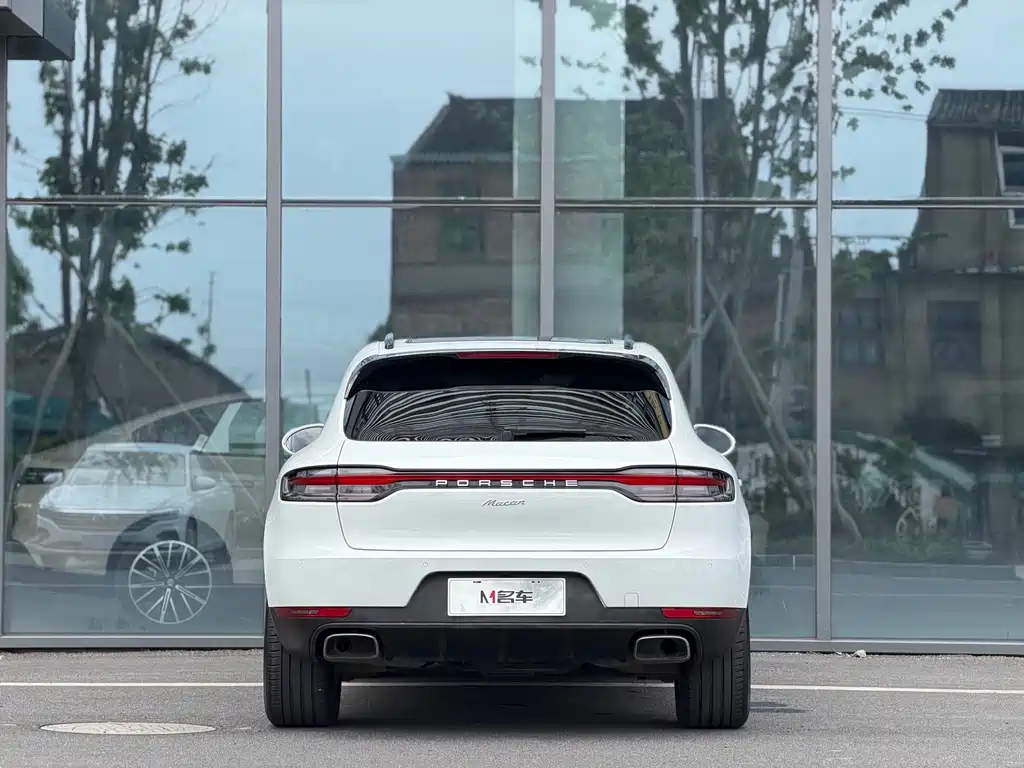 Porsche Macan — миниатюра 4