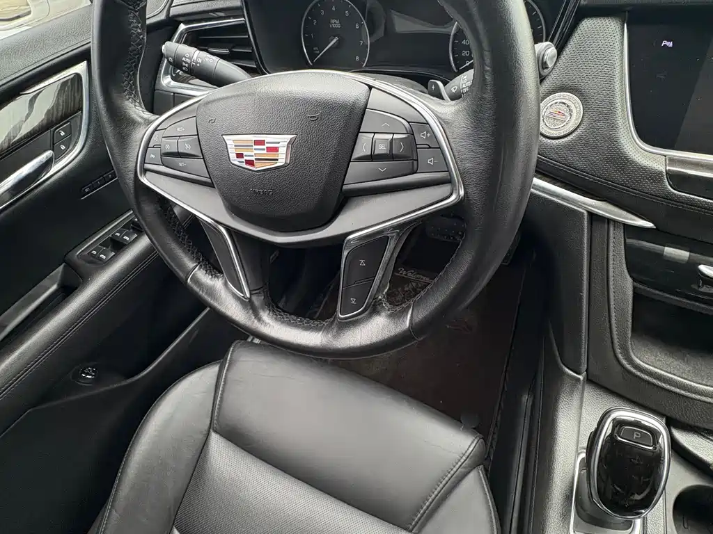 Cadillac XT5 — миниатюра 9