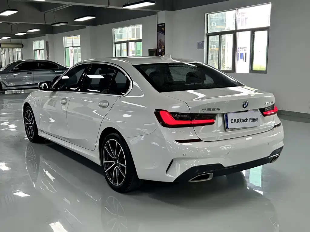 BMW 3 Series 3 2022 325Li M Sport
