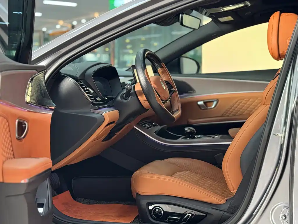 BYD Han — миниатюра 12