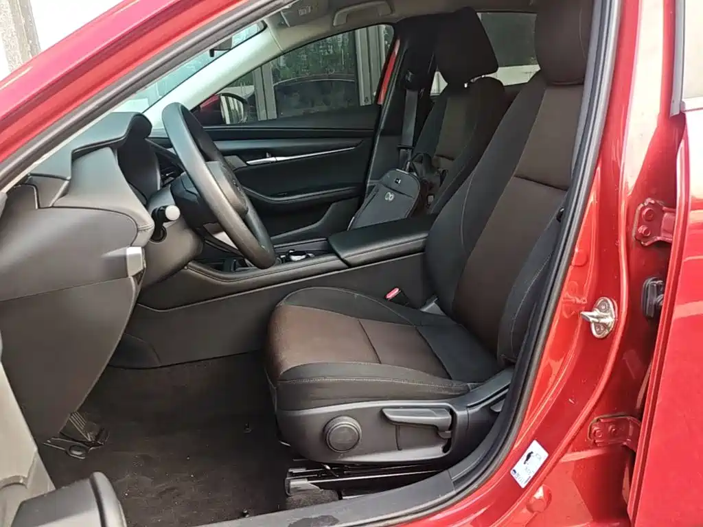 Mazda 3 Axela — миниатюра 15