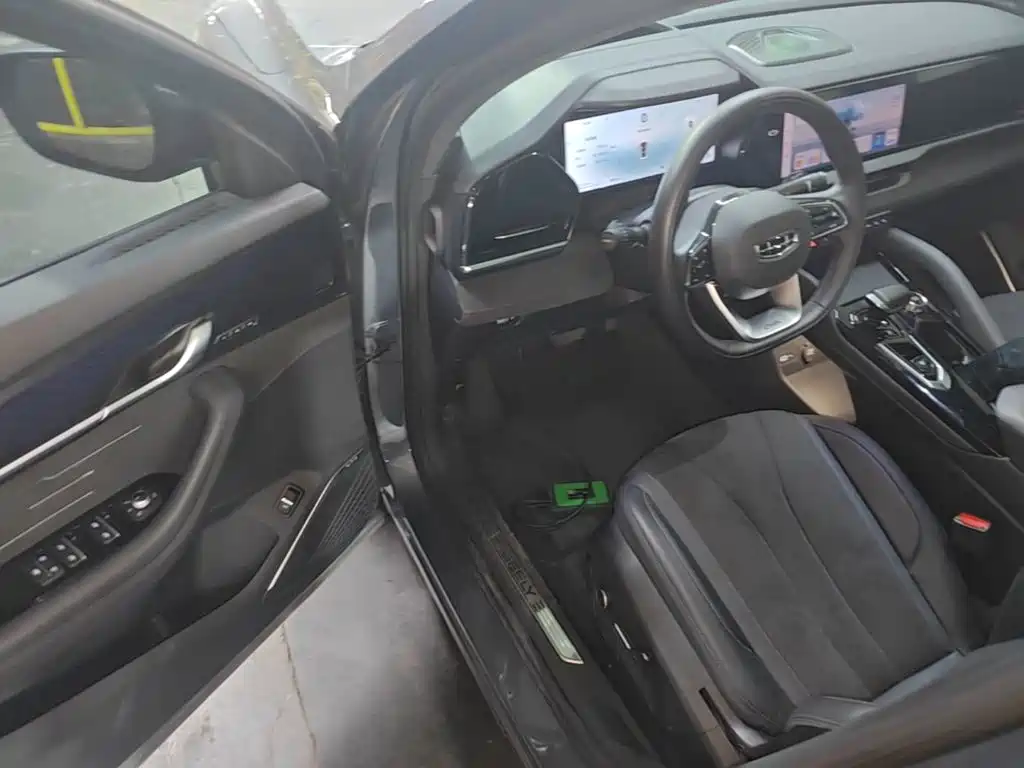 Geely Xingyue L — миниатюра 16