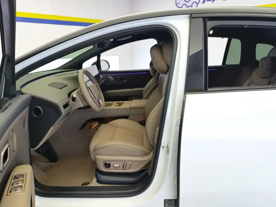 Li Auto Li i6 — миниатюра 9