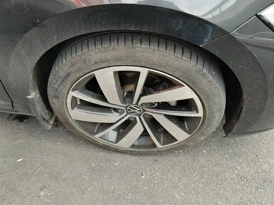Volkswagen Sagitar — миниатюра 6