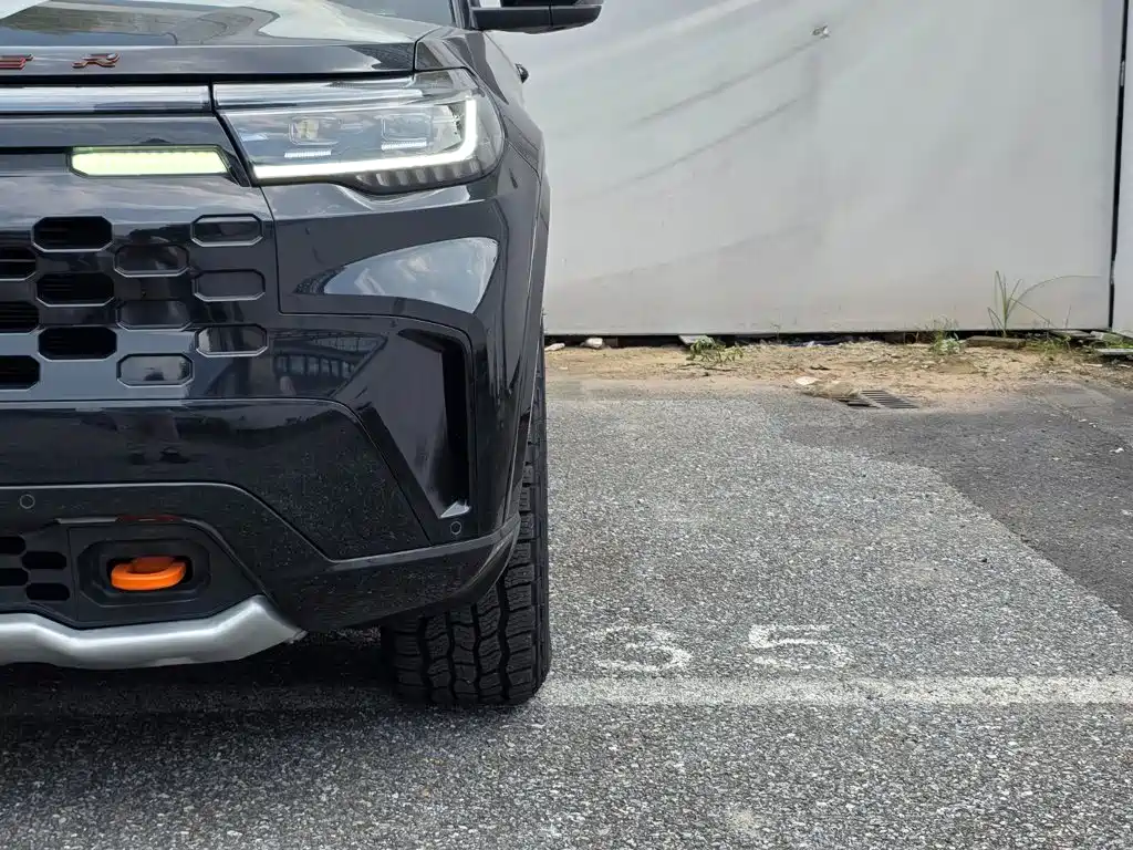 Ford Explorer — миниатюра 3
