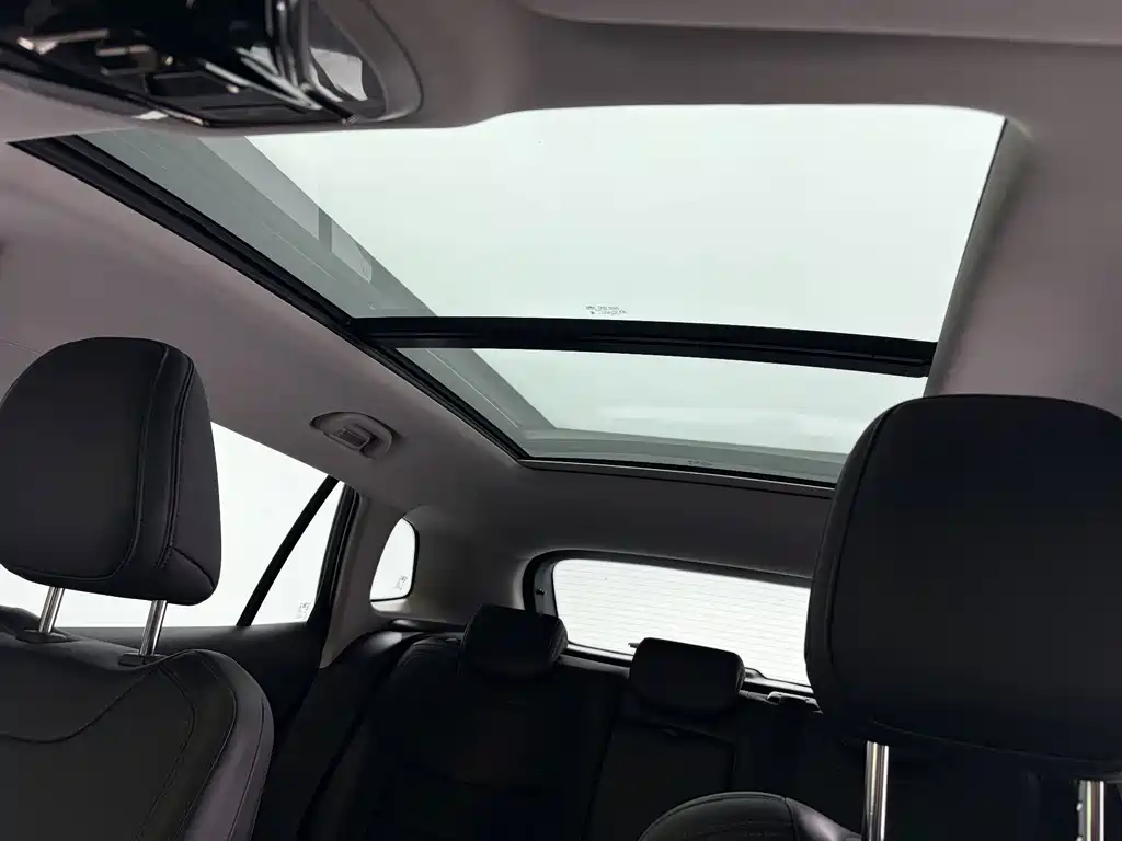 Ford Equator Sport — миниатюра 17