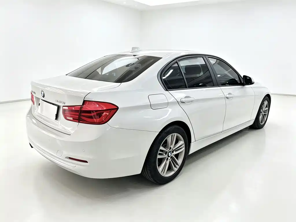 BMW 3 Series — миниатюра 7