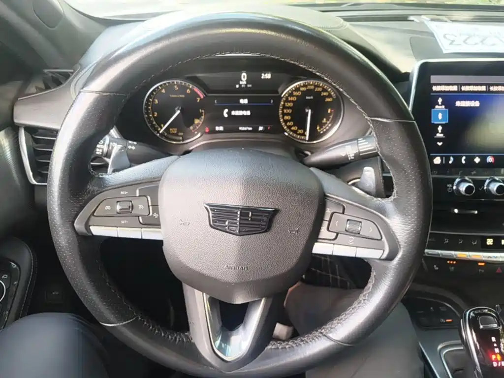 Cadillac CT5 — миниатюра 11