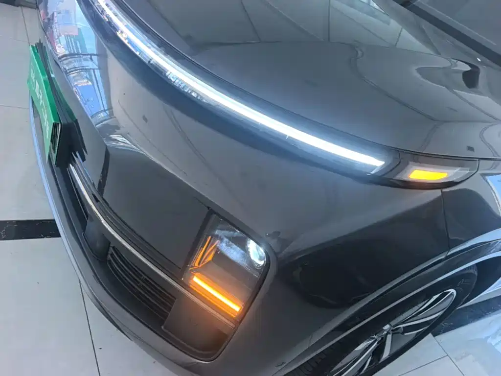 Li Auto Li L8 — миниатюра 24
