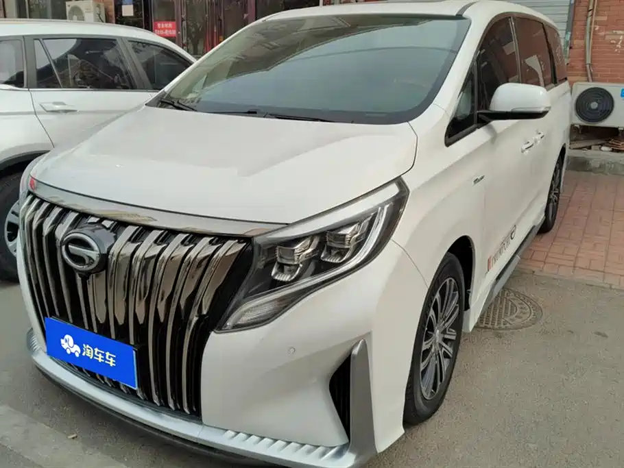 GAC TRUMPCHI M8