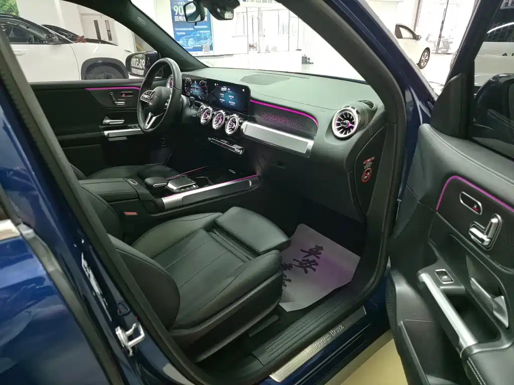 Mercedes-Benz EQB — миниатюра 6