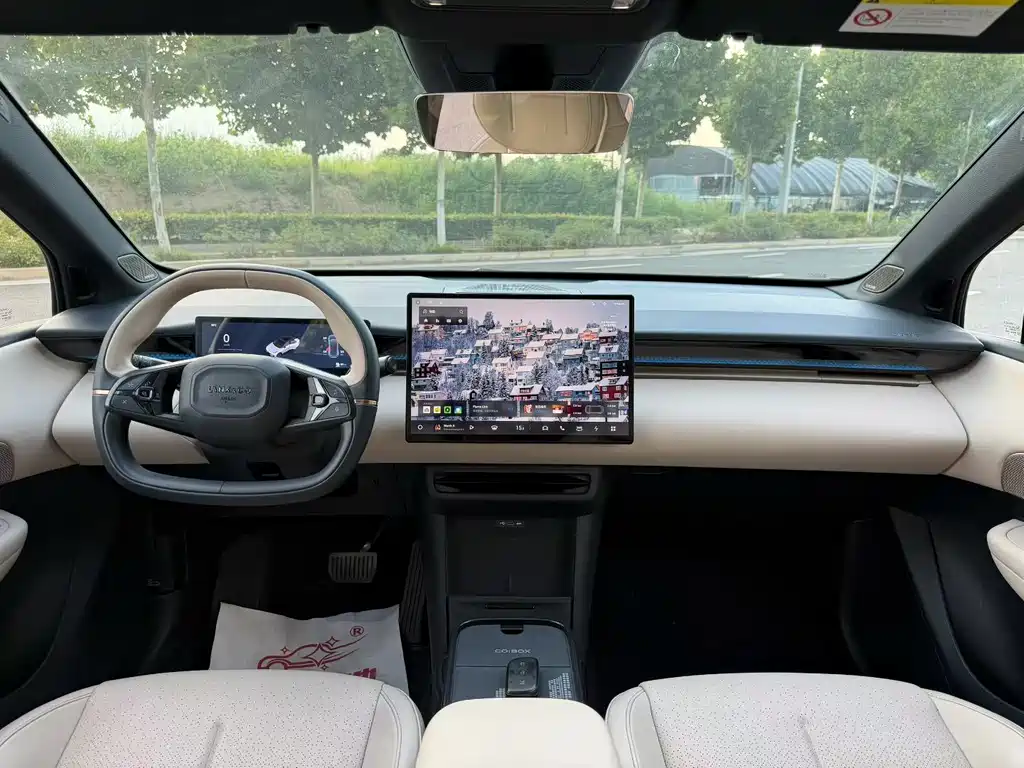 Lynk & Co Z20 — миниатюра 5