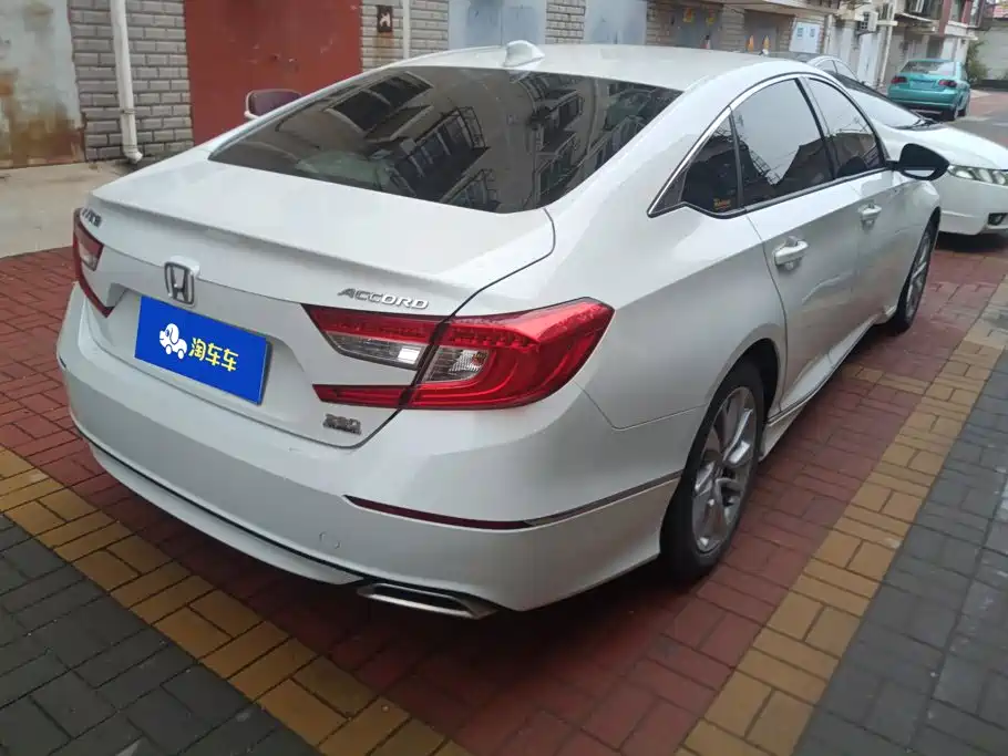 Honda Accord — миниатюра 3