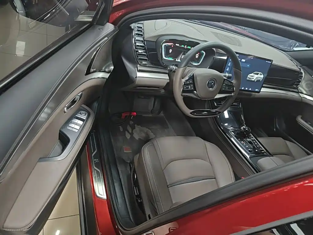 BYD Han — миниатюра 16