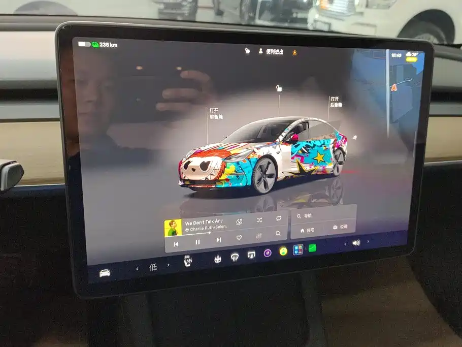Tesla Model 3 — миниатюра 13
