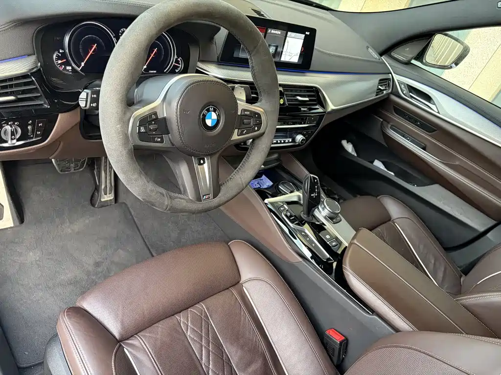 BMW 6 Series GT — миниатюра 6