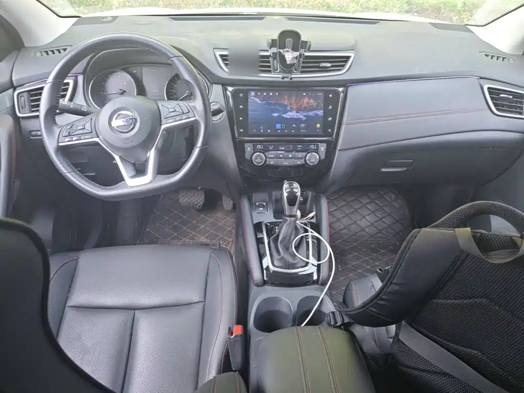 Nissan Qashqai — миниатюра 14