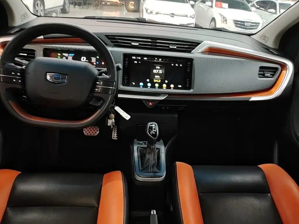Geely Vision X1 — миниатюра 13