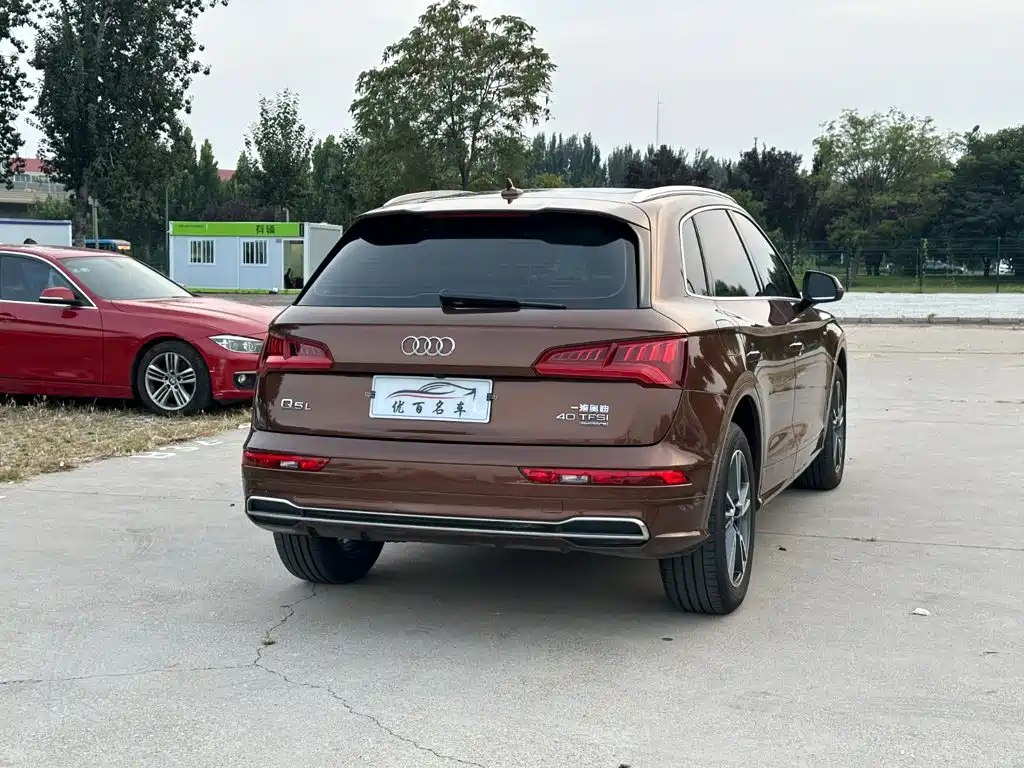Audi Q5L — миниатюра 6