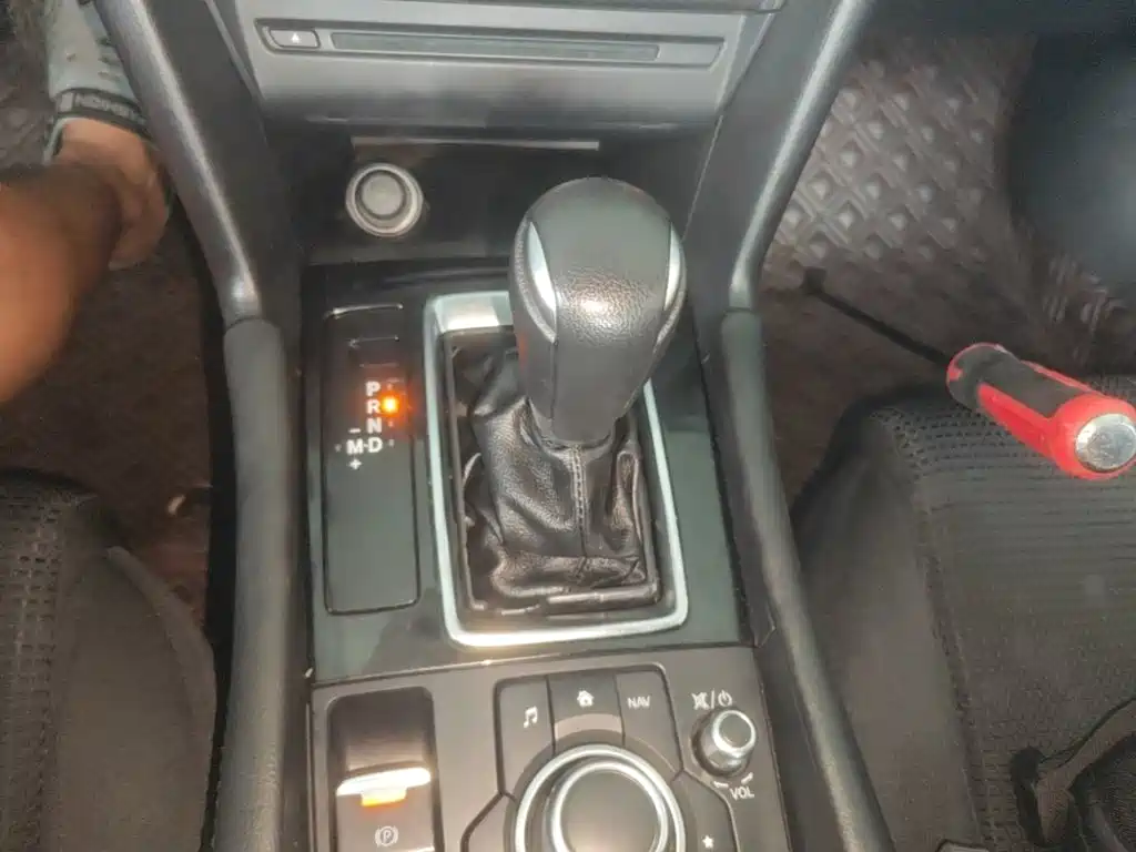 Mazda 3 Axela — миниатюра 14