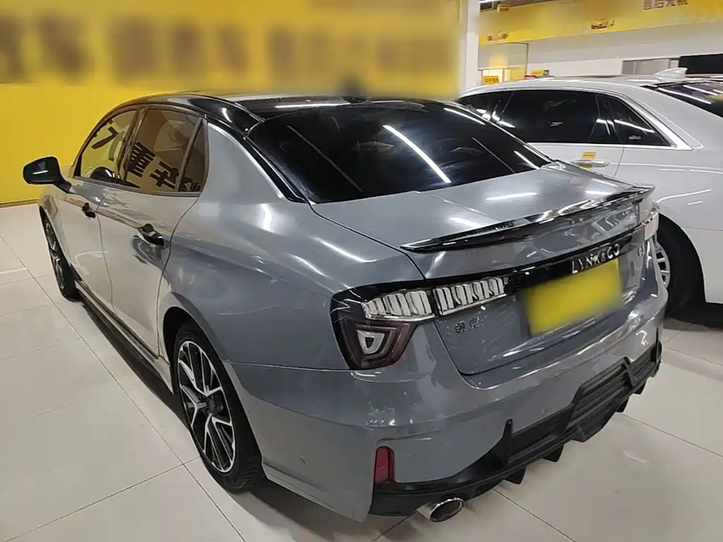 Lynk & Co 03 — миниатюра 5