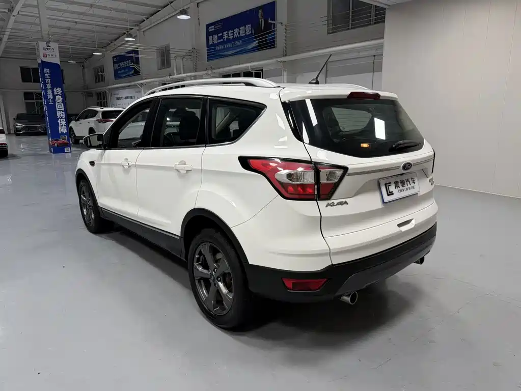 Ford Kuga — миниатюра 6