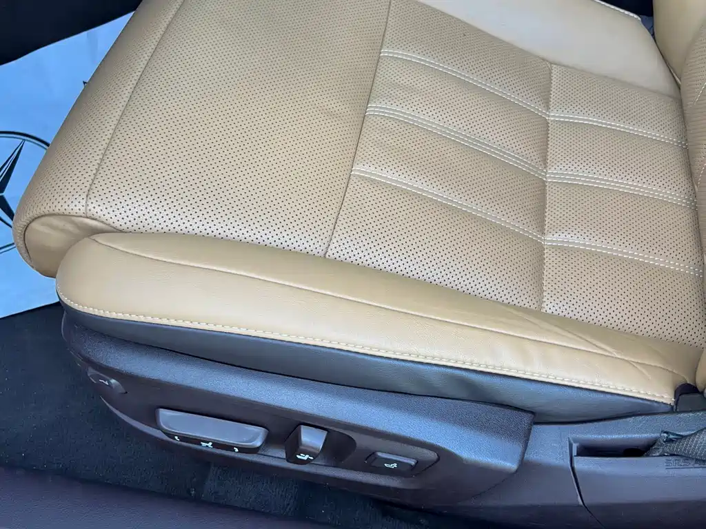 Lexus ES — миниатюра 13