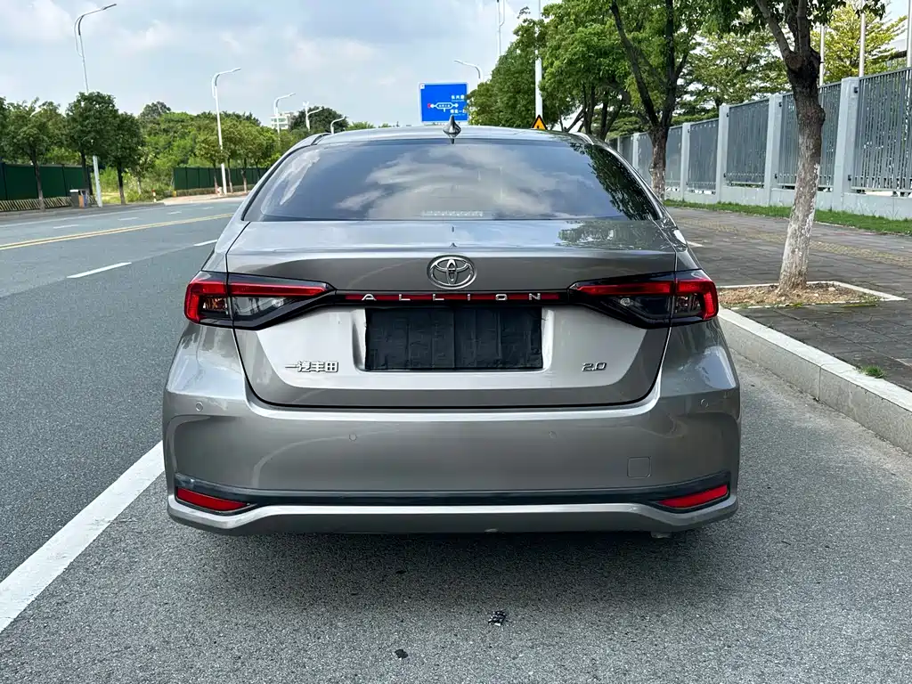 Toyota Allion — миниатюра 4