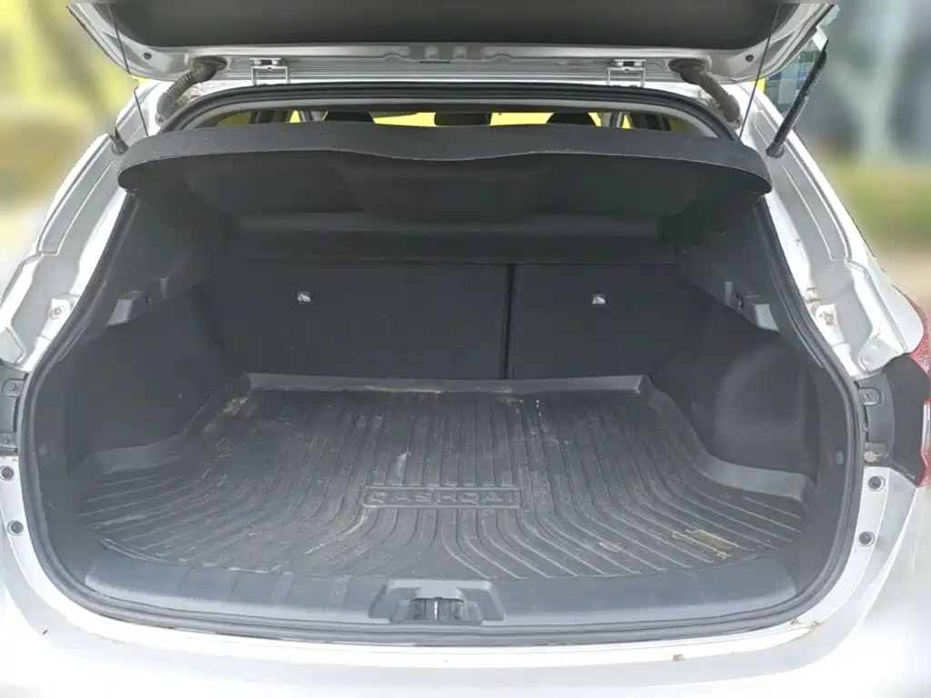 Nissan Qashqai — миниатюра 24