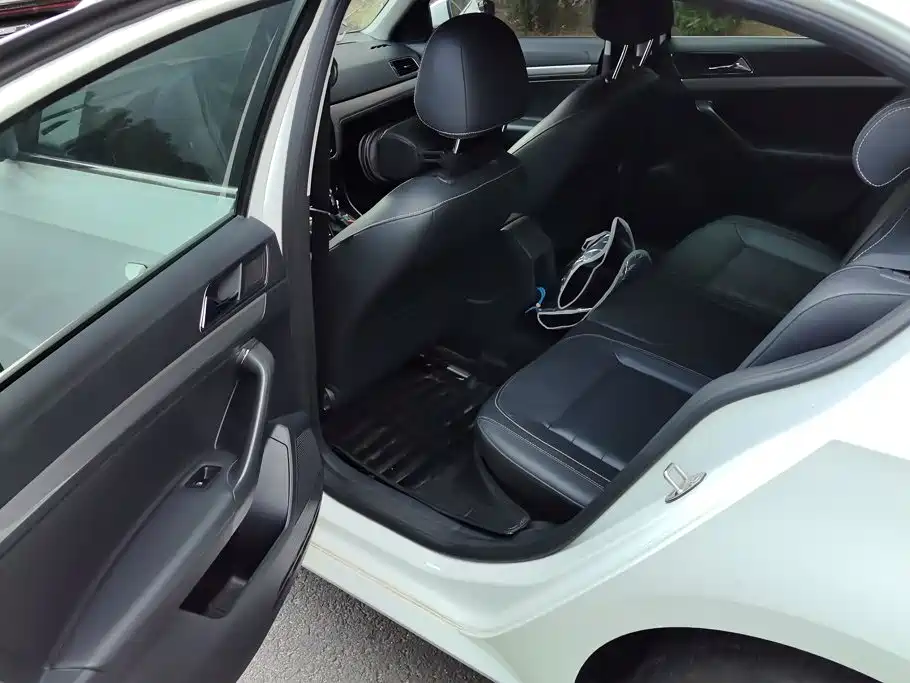 Volkswagen Lavida — миниатюра 11
