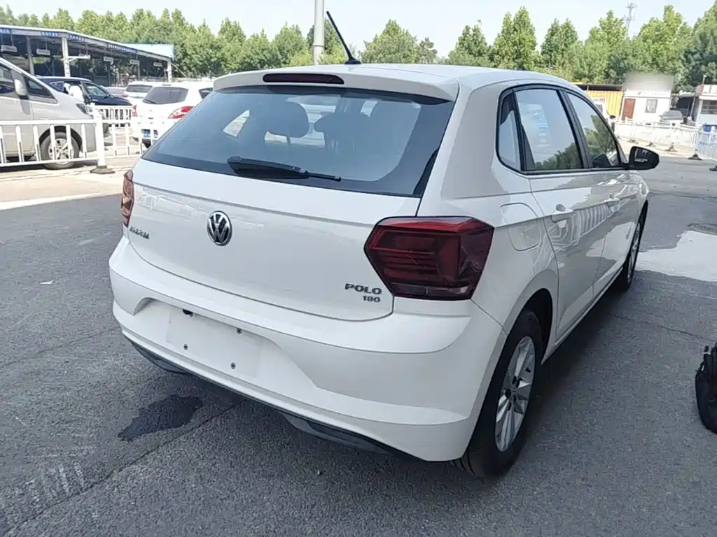 Volkswagen Polo — миниатюра 7