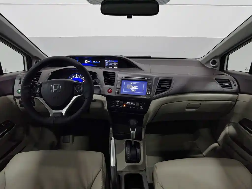 Honda Civic — миниатюра 5