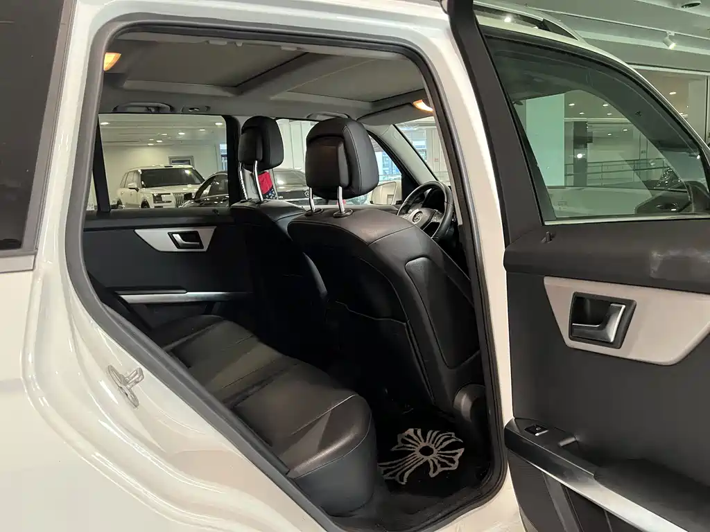 Mercedes-Benz GLK-Class — миниатюра 11