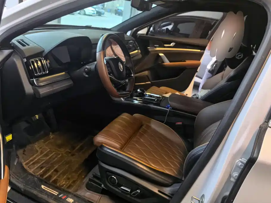 BYD Tang New Energy — миниатюра 9