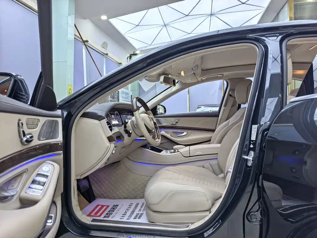 Mercedes-Benz S-Class — миниатюра 13
