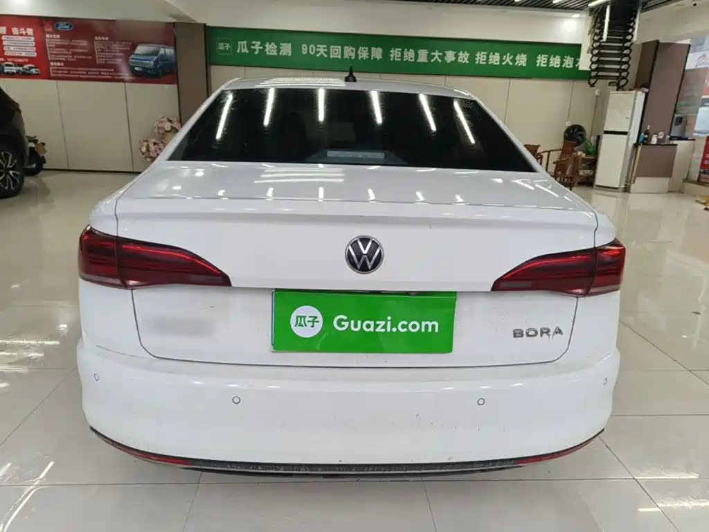 Volkswagen Bora — миниатюра 6