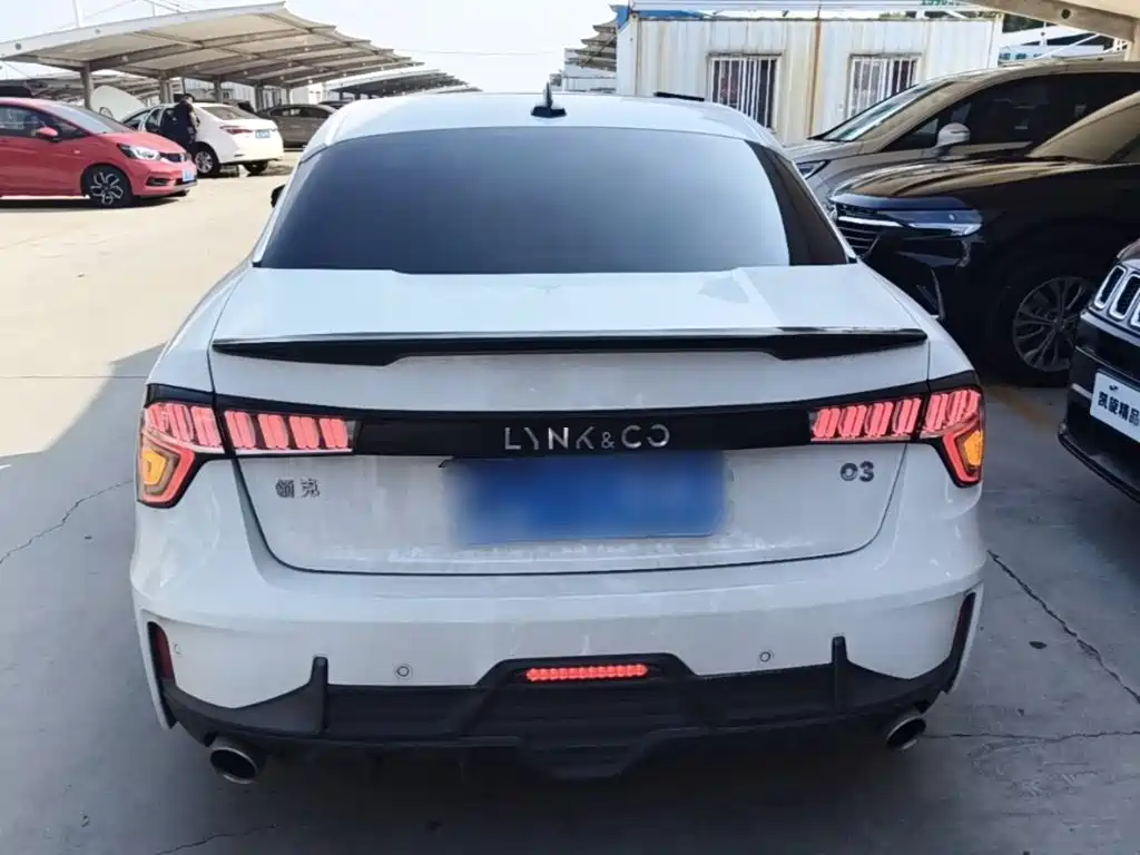 Lynk & Co 03 — миниатюра 6