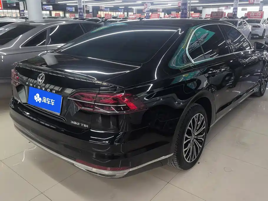 Volkswagen Phideon — миниатюра 3