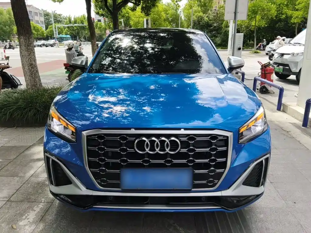 Audi Q2L — миниатюра 3