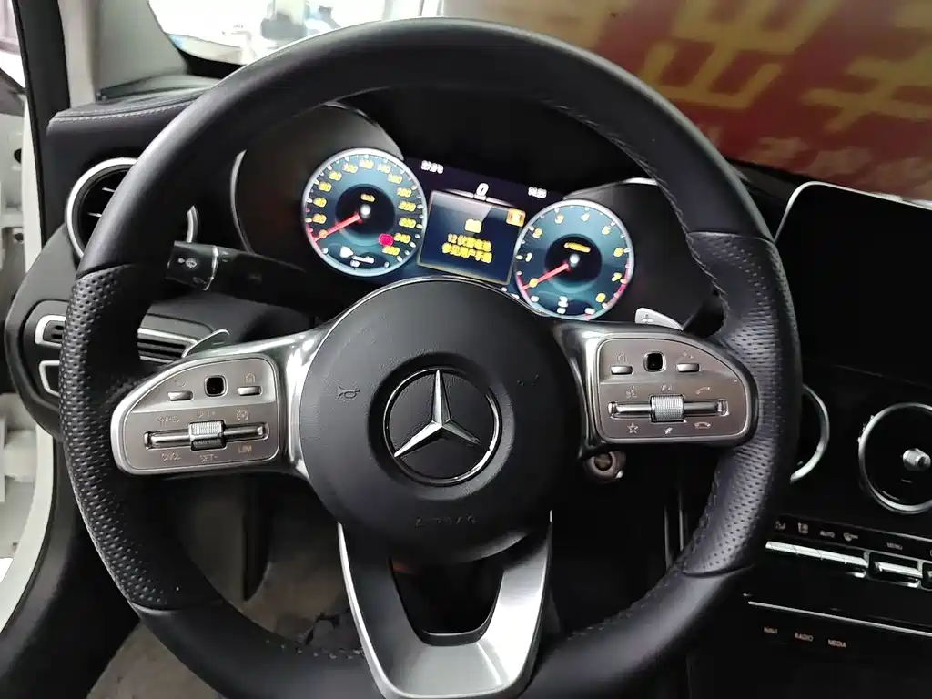 Mercedes-Benz C-Class — миниатюра 19