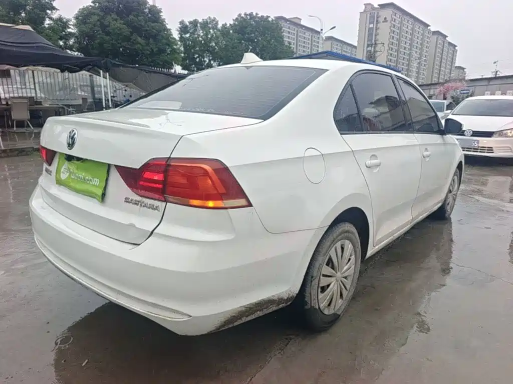 Volkswagen Santana — миниатюра 7